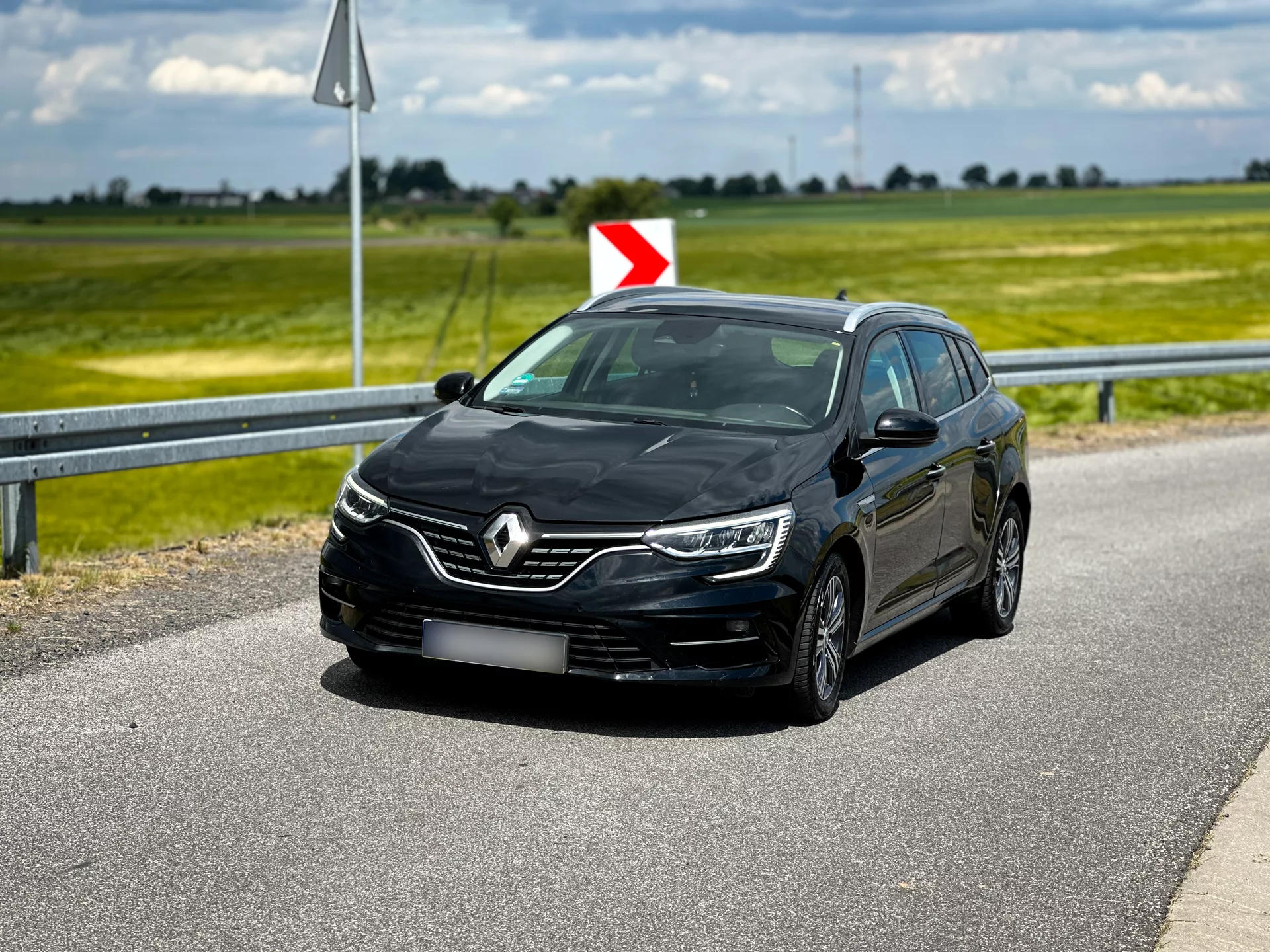 Wynajem auta osobowego Renault Megane - auta osobowe